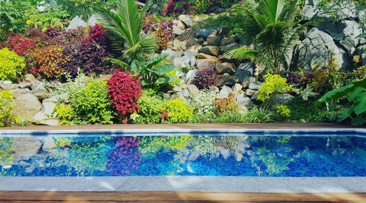 Rainbow Villas Rarotonga Exteriör bild